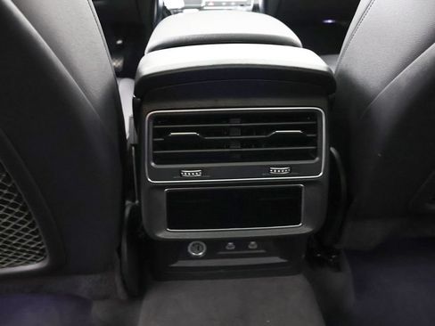 Used 2023 Audi Q7 2.0T Premium Plus w/ Premium Plus Package AWD/4WD image 39