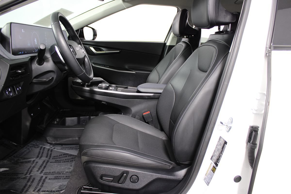 Used 2023 Kia EV6 Wind AWD/4WD image 8