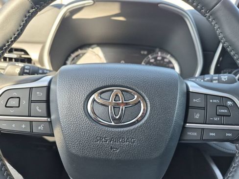 Certified 2026 Toyota Highlander XLE AWD/4WD image 25