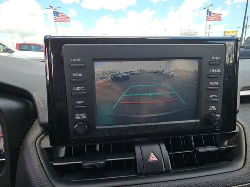 Used 2019 Toyota RAV4 LE w/ All Weather Liner Package AWD/4WD image 17