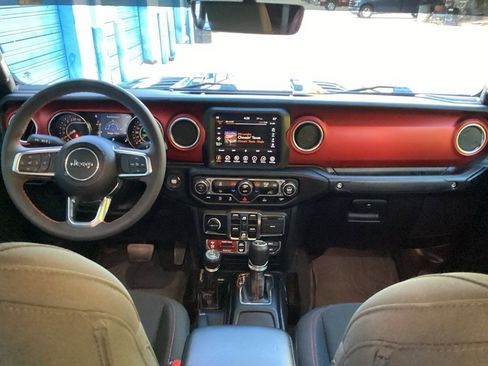 Used 2023 Jeep Gladiator Rubicon w/ LED Lighting Group image 38