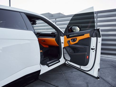 Used 2024 Lamborghini Urus S image 24