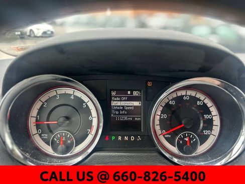 Used 2019 Dodge Grand Caravan SE w/ UConnect Hands-Free Group FWD image 16