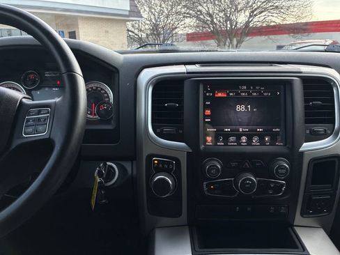 Used 2016 RAM 1500 Lone Star image 12