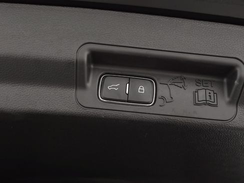 Used 2020 Ford Explorer ST w/ ST Street Pack image 43