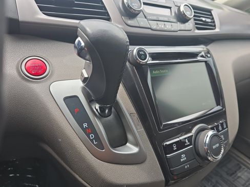 Used 2016 Honda Odyssey Touring image 20
