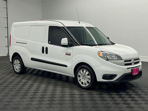 Used 2018 RAM ProMaster City Tradesman SLT image 6