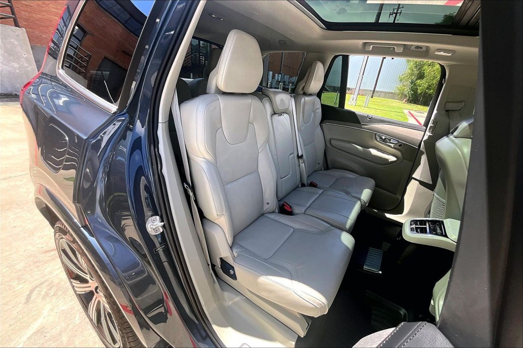 Certified 2024 Volvo XC90 T8 Ultimate w/ Protection Package Premier AWD/4WD image 30