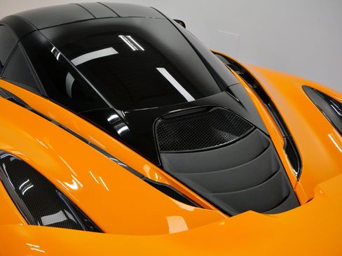 Used 2022 McLaren 720S Performance RWD image 51