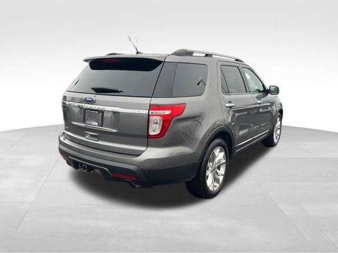 Used 2011 Ford Explorer XLT w/ 202A Rapid Spec Order Code image 7