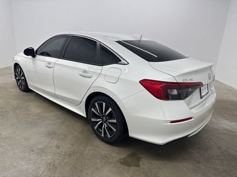 Used 2024 Honda Civic EX image 7