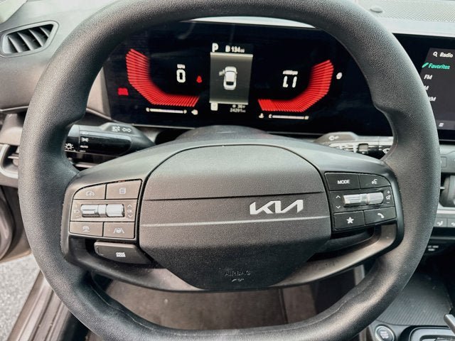 Certified 2025 Kia K4 FWD image 11