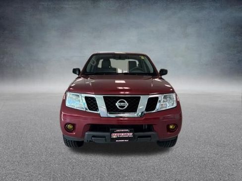 Used 2019 Nissan Frontier SV AWD/4WD image 3