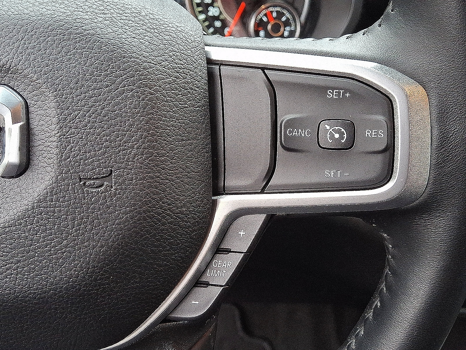 Used 2022 RAM 1500 Big Horn AWD/4WD image 22
