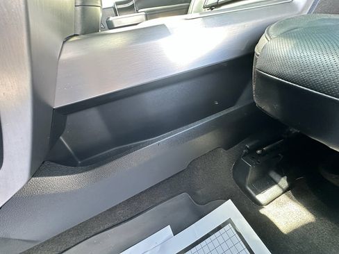 Used 2018 Ford F350 Platinum w/ Platinum Ultimate Package AWD/4WD image 27