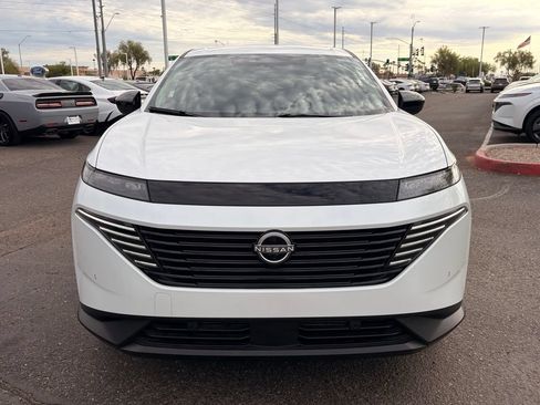 Certified 2025 Nissan Murano SV FWD image 9