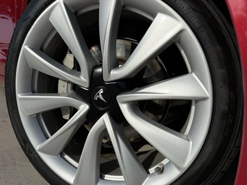Used 2019 Tesla Model 3 Standard Range Plus RWD image 9