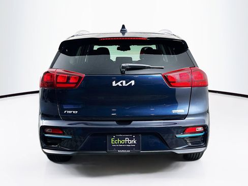 Used 2022 Kia Niro EX image 7