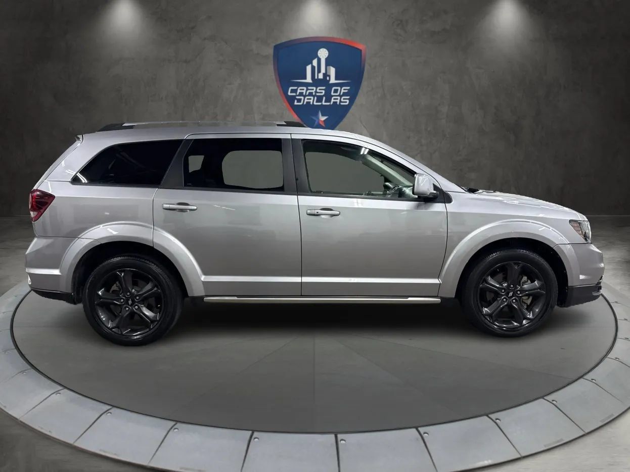 Used 2018 Dodge Journey Crossroad w/ Popular Equipment Group FWD image 6