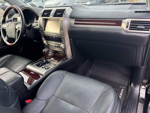 Used 2018 Lexus GX 460 image 13