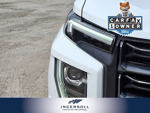 Used 2024 GMC Canyon AT4 image 21