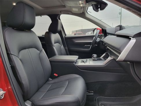 Used 2024 MAZDA CX-90 3.3 Turbo w/ Preferred Package image 25