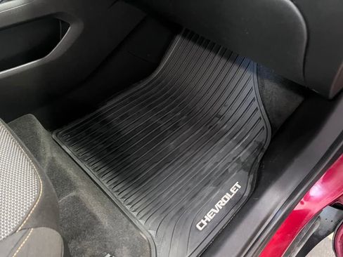 Used 2020 Chevrolet Traverse LT w/ Driver Confidence II Package image 32