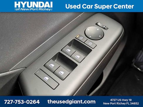 Used 2024 Hyundai Kona SEL FWD image 29