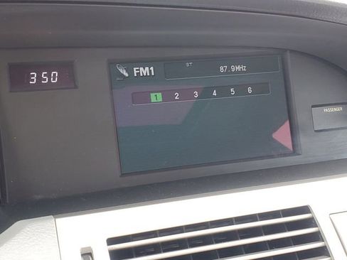 Used 2009 Toyota Avalon Limited image 15