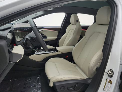 Used 2025 Audi A6 e-tron Prestige w/ Beige Warm Weather Package image 23