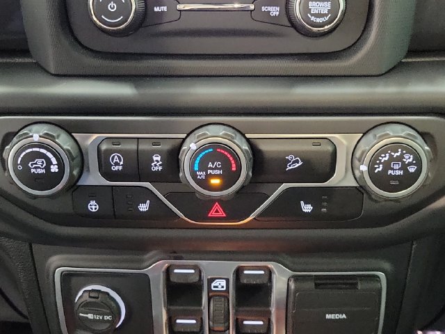 Used 2020 Jeep Wrangler Unlimited Sport AWD/4WD image 25