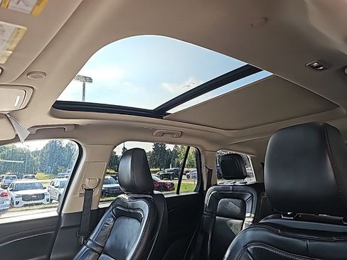 Used 2022 Lincoln Aviator Reserve w/ Elements Package Plus image 10