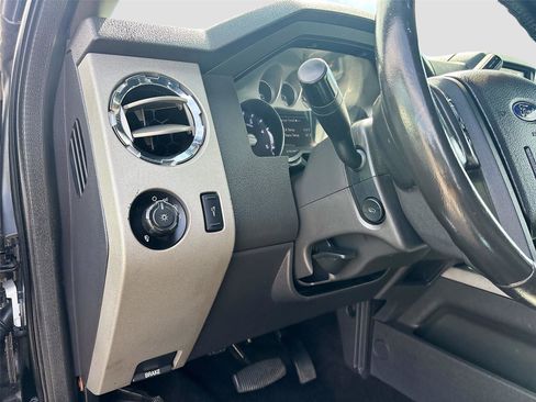 Used 2016 Ford F250 Lariat w/ Lariat Ultimate Package image 11