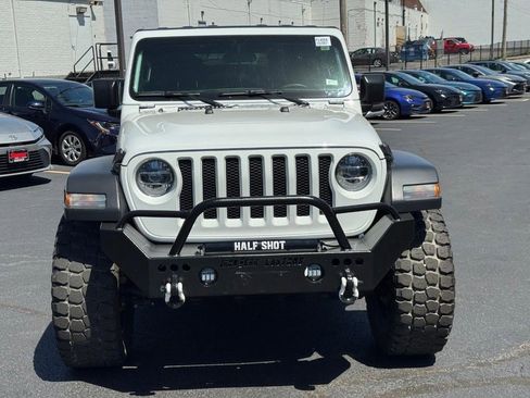 Used 2018 Jeep Wrangler Unlimited Sport AWD/4WD image 10