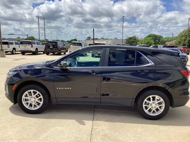 Used 2024 Chevrolet Equinox LT AWD/4WD image 3