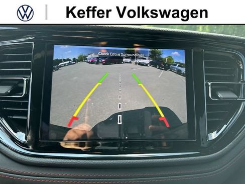 Used 2025 Dodge Durango GT RWD image 24