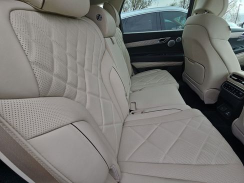 Certified 2026 Genesis GV80 3.5T Prestige AWD/4WD image 17
