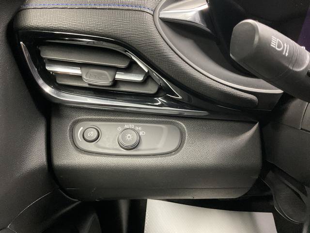 Used 2024 Buick Envista Sport Touring w/ Convenience I Package FWD image 18