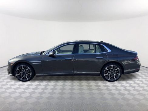 Used 2025 Genesis G90 3.5T image 8