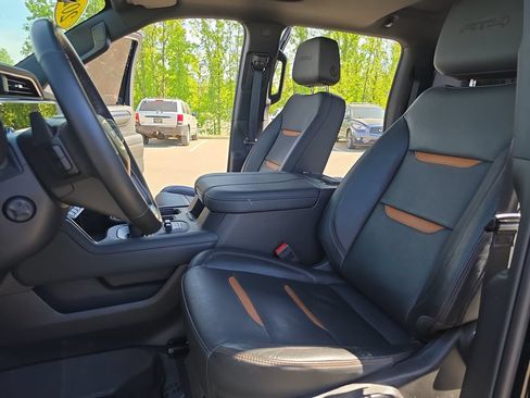 Used 2023 GMC Sierra 1500 AT4 w/ AT4 Premium Package AWD/4WD image 15