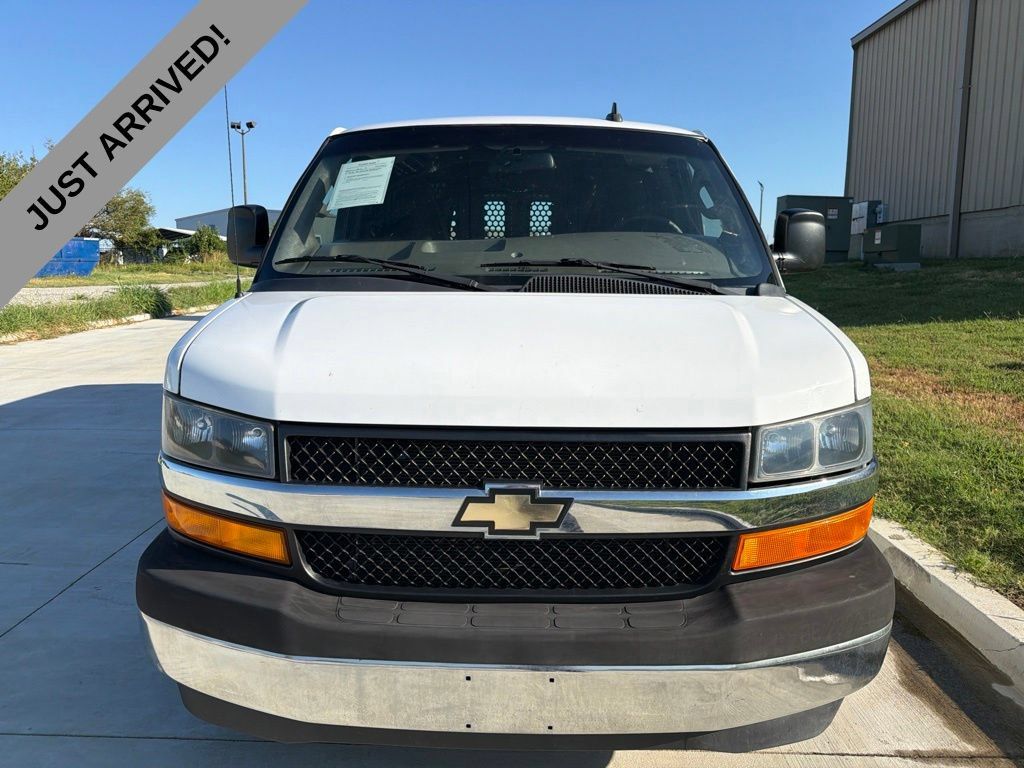 Used 2021 Chevrolet Express 2500 w/ Driver Convenience Package RWD image 2
