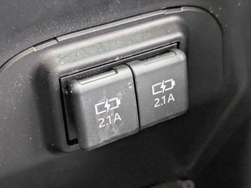 Used 2019 Toyota RAV4 XLE Premium w/ Cold Weather Package AWD/4WD image 24