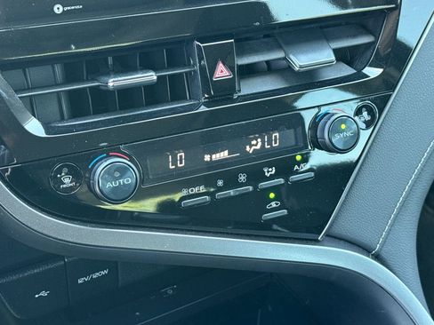 Used 2023 Toyota Camry XSE image 30