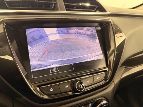 Used 2022 Chevrolet TrailBlazer LT w/ Sun and Liftgate Package FWD image 39