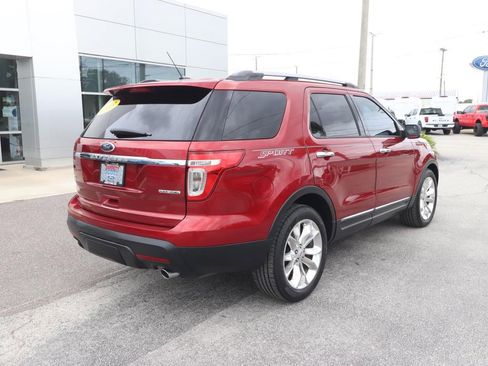 Used 2013 Ford Explorer XLT FWD image 8