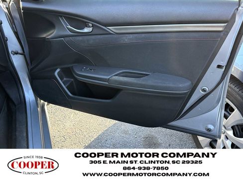 Used 2018 Honda Civic Si image 11