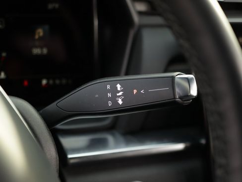 Used 2025 GMC Terrain Elevation image 20