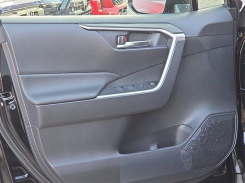 New 2025 Toyota RAV4 XLE image 17