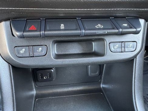 Used 2022 GMC Canyon Elevation w/ Elevation Premium Package image 27