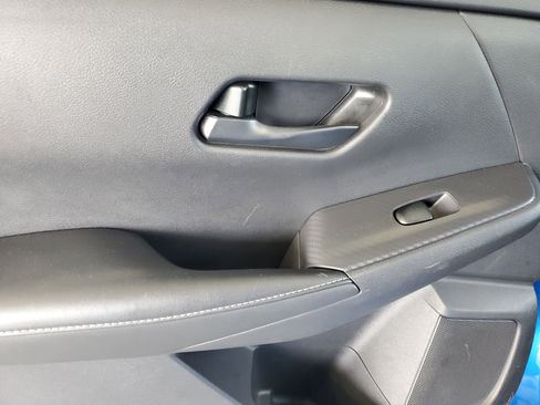 Used 2024 Nissan Sentra SV FWD image 13
